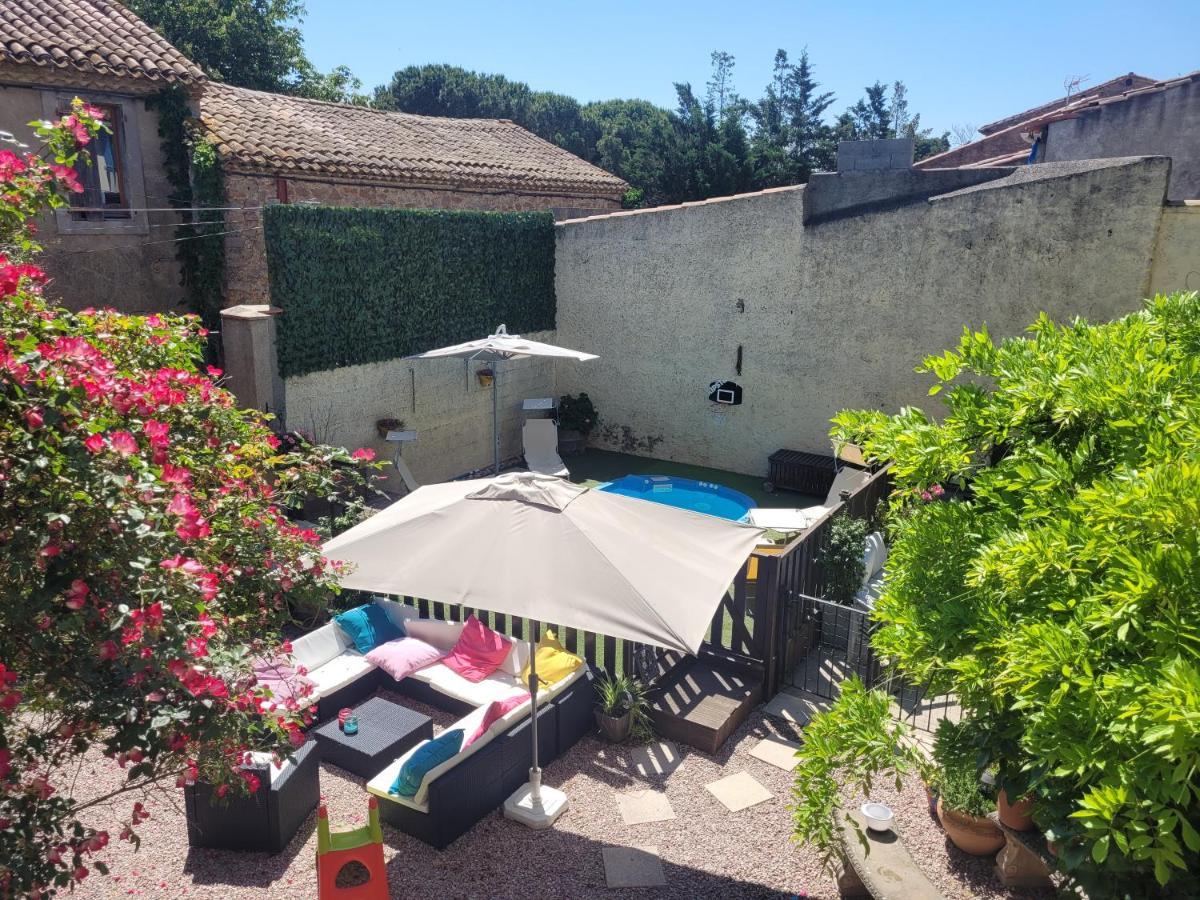 Le Studio Apartment Azille Exterior photo
